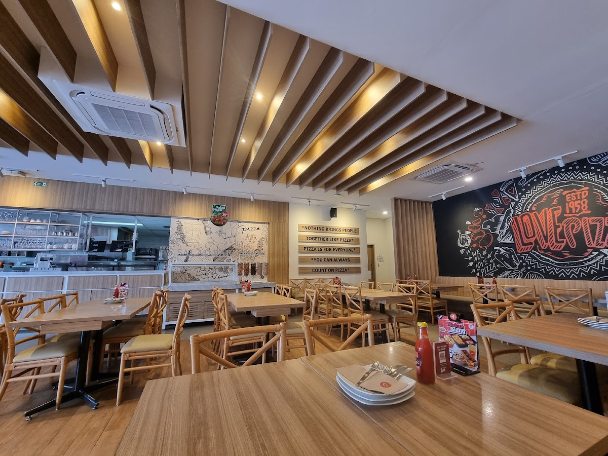 Pizza Hut Restoran Photo 4