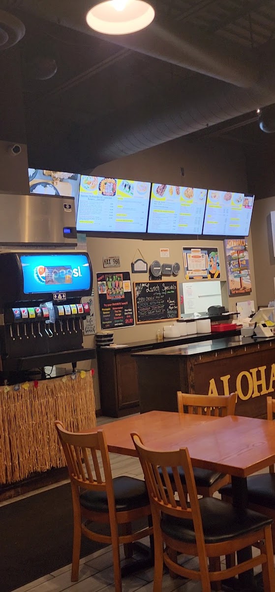 L&L Hawaiian Barbecue Photo 2
