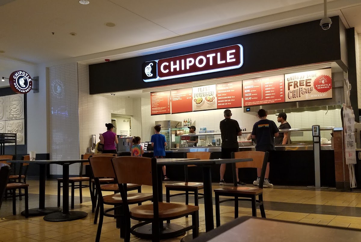 Chipotle Mexican Grill Photo 6