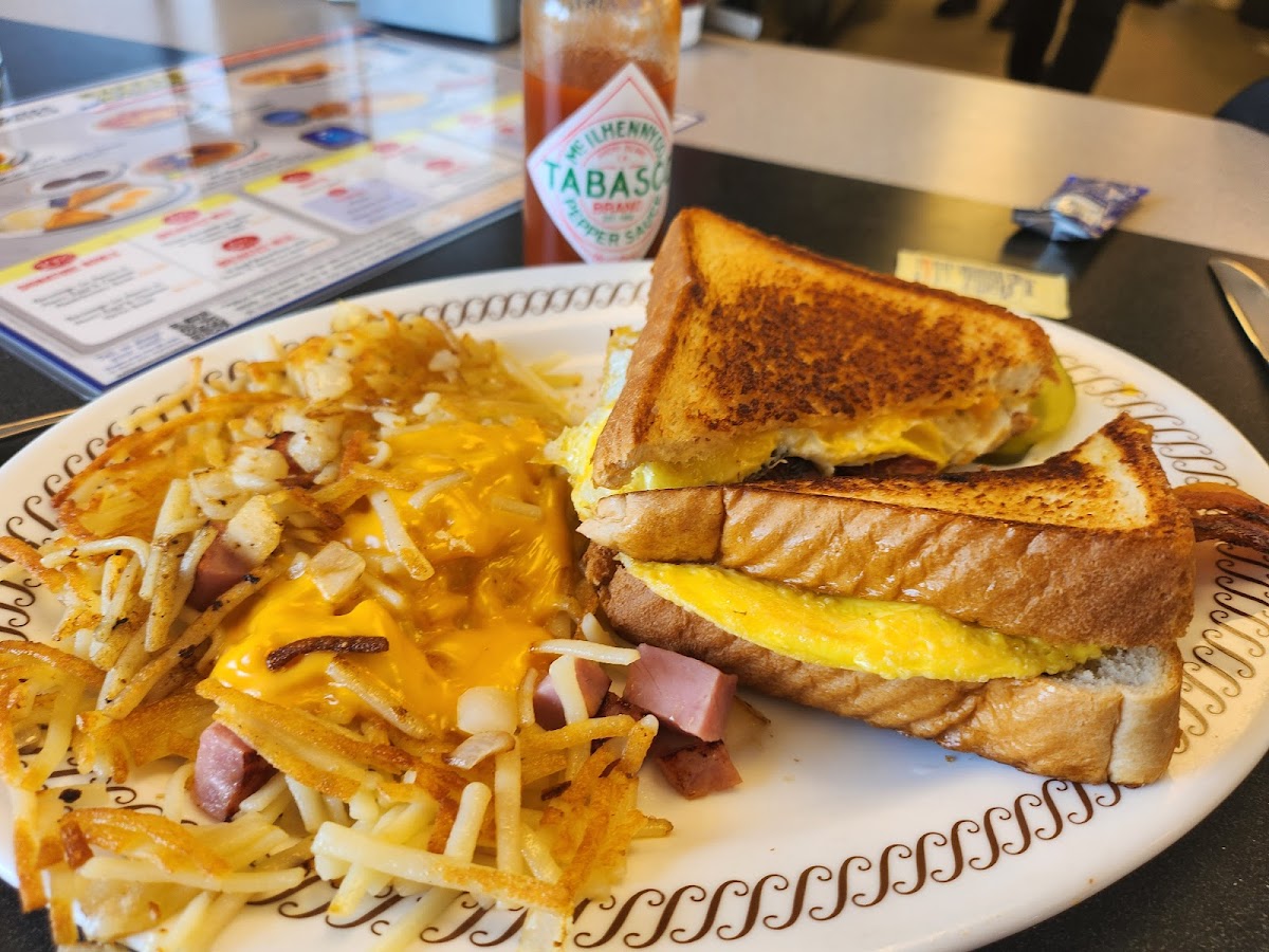 Waffle House Photo 6