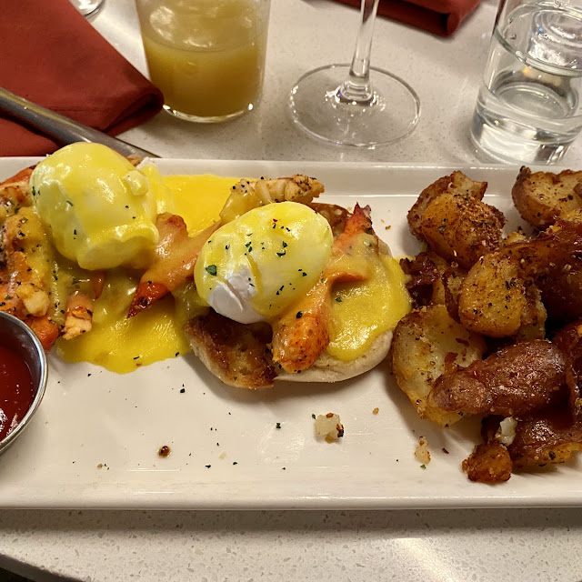 Lobster Benedict