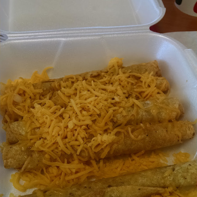 3 Rolled Tacos & Cheese