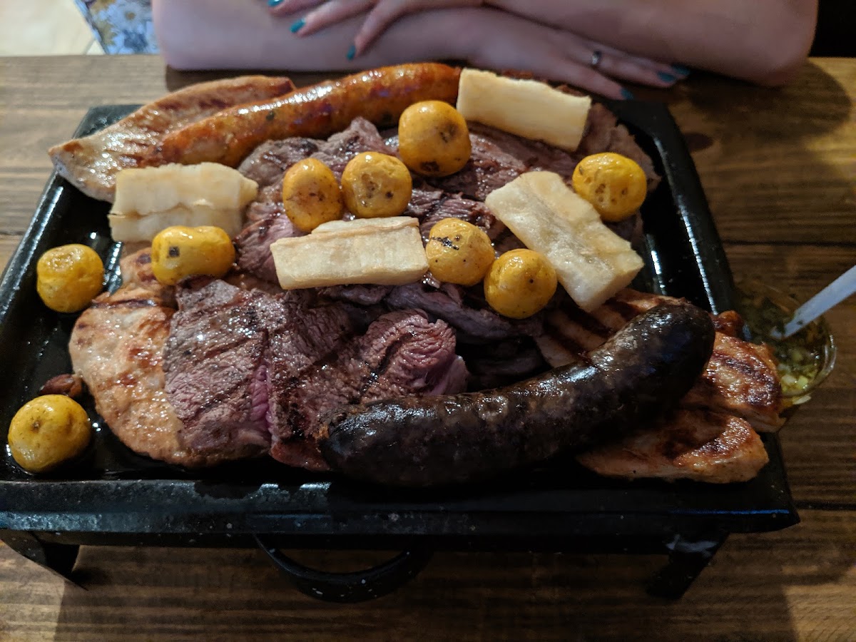 Mi Carreta Restaurant & Bakery Photo 10
