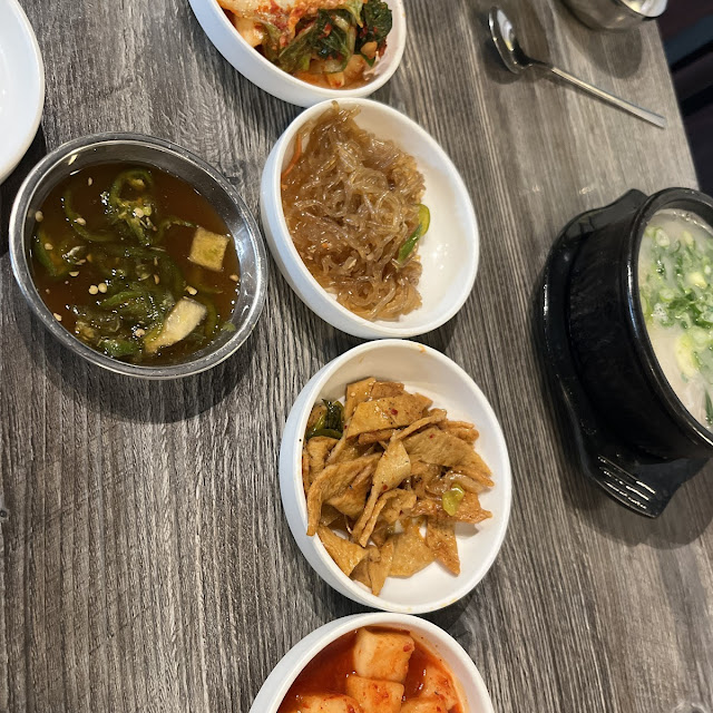 Seollungtang with Ox Tail and Brisket
