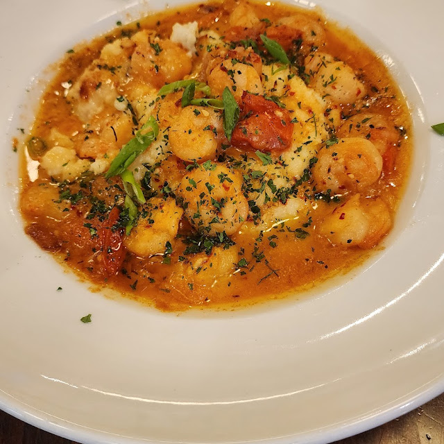 Gulf Shrimp & Grits