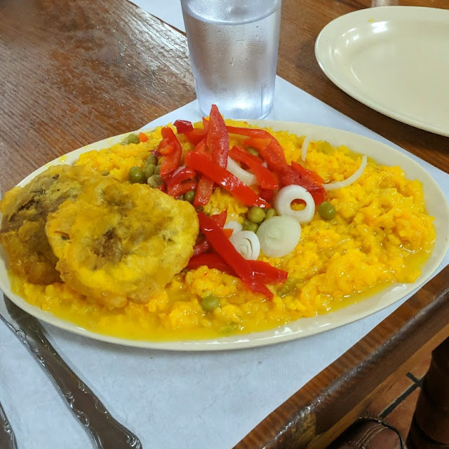 Arroz Con Pescado Y Maduros Yellow Rice with Fish and Plantains