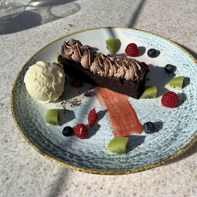 Flourless Chocolate Cake