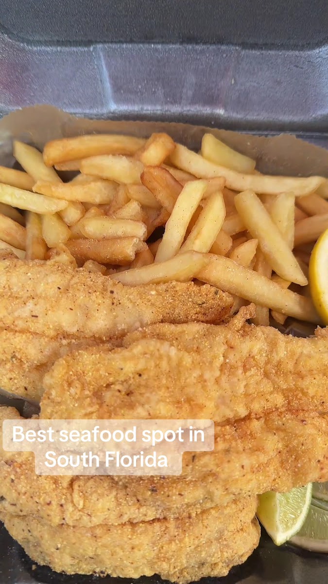 Snappers Fish And Chicken Photo 2