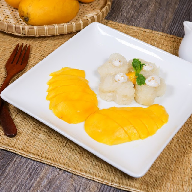 Sweet Rice with Mango