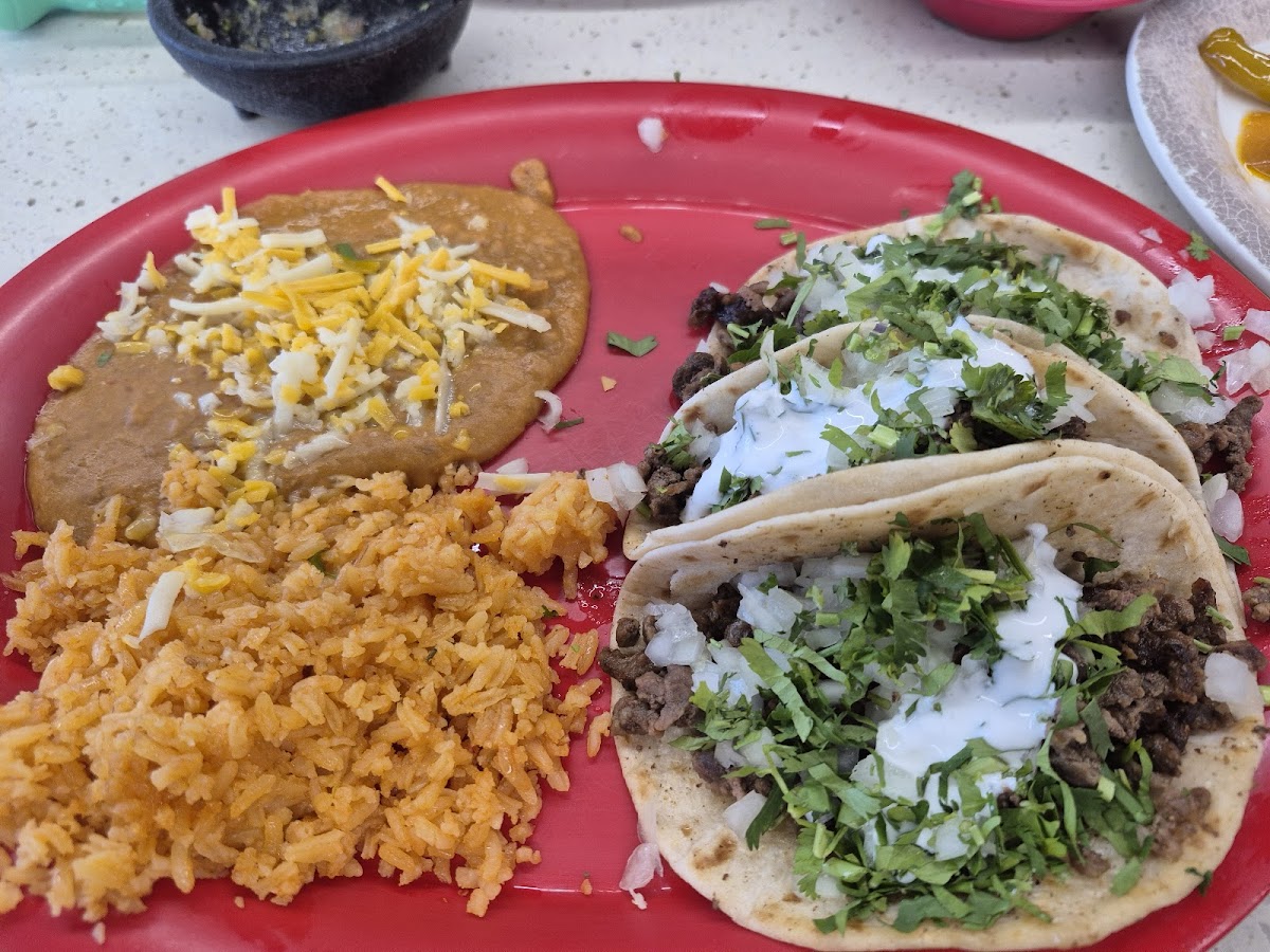 Tacos El Cunado Photo 4