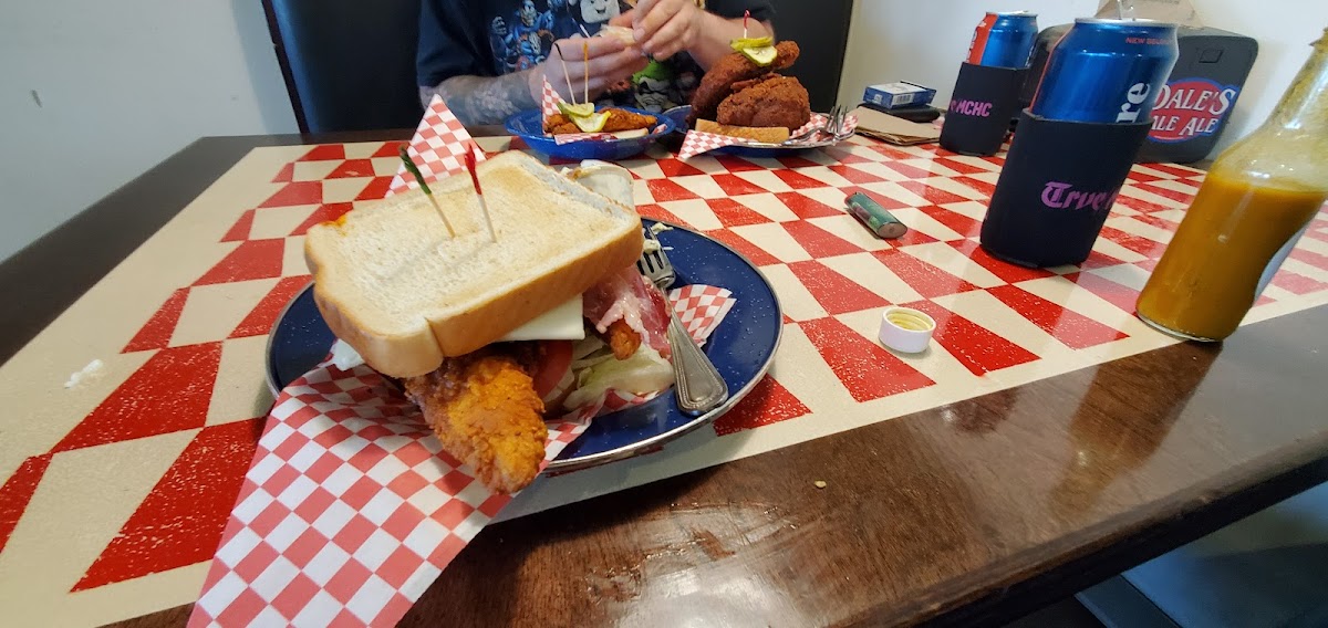 Music City Hot Chicken Photo 9