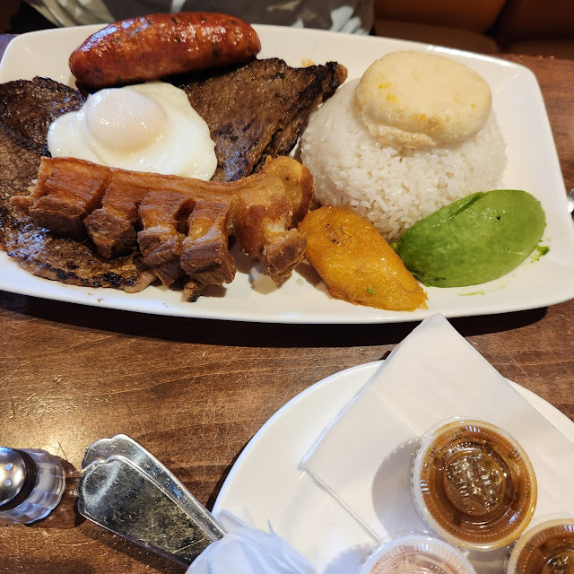 Bandeja Paisa Pequeña