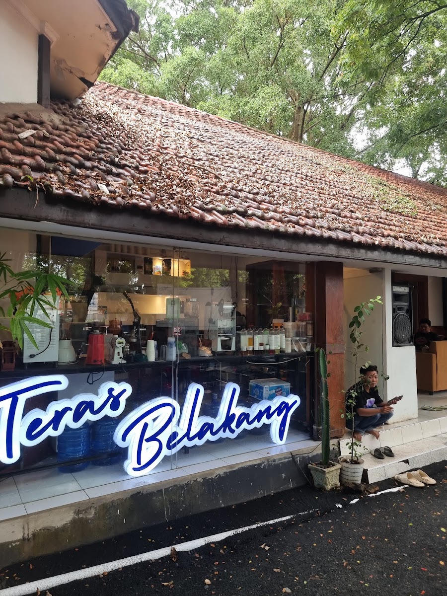 Teras belakang coffee