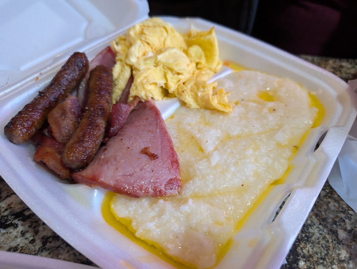 Detroit One Coney Island Restaurant Photo 3