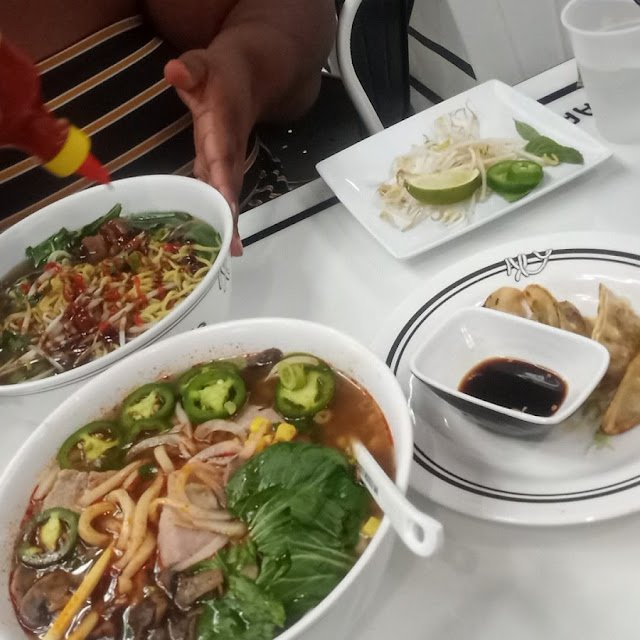 Combo-Nation Pho