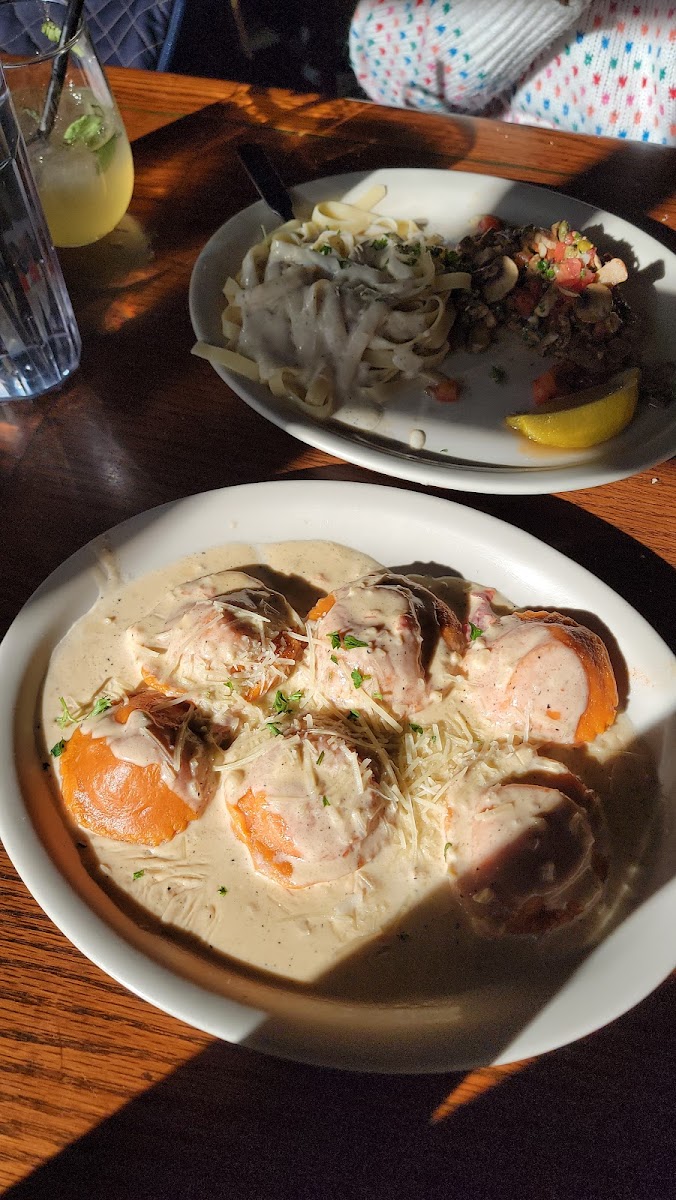 RigaTony's Authentic Italian Restaurant Photo 9