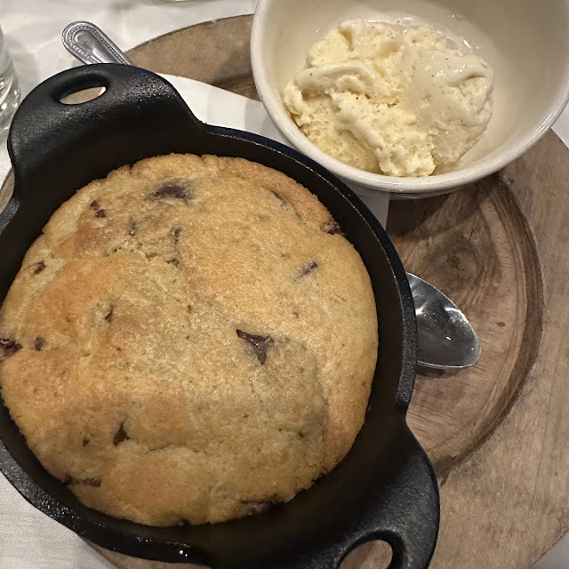 Chocolate Chip Cookie