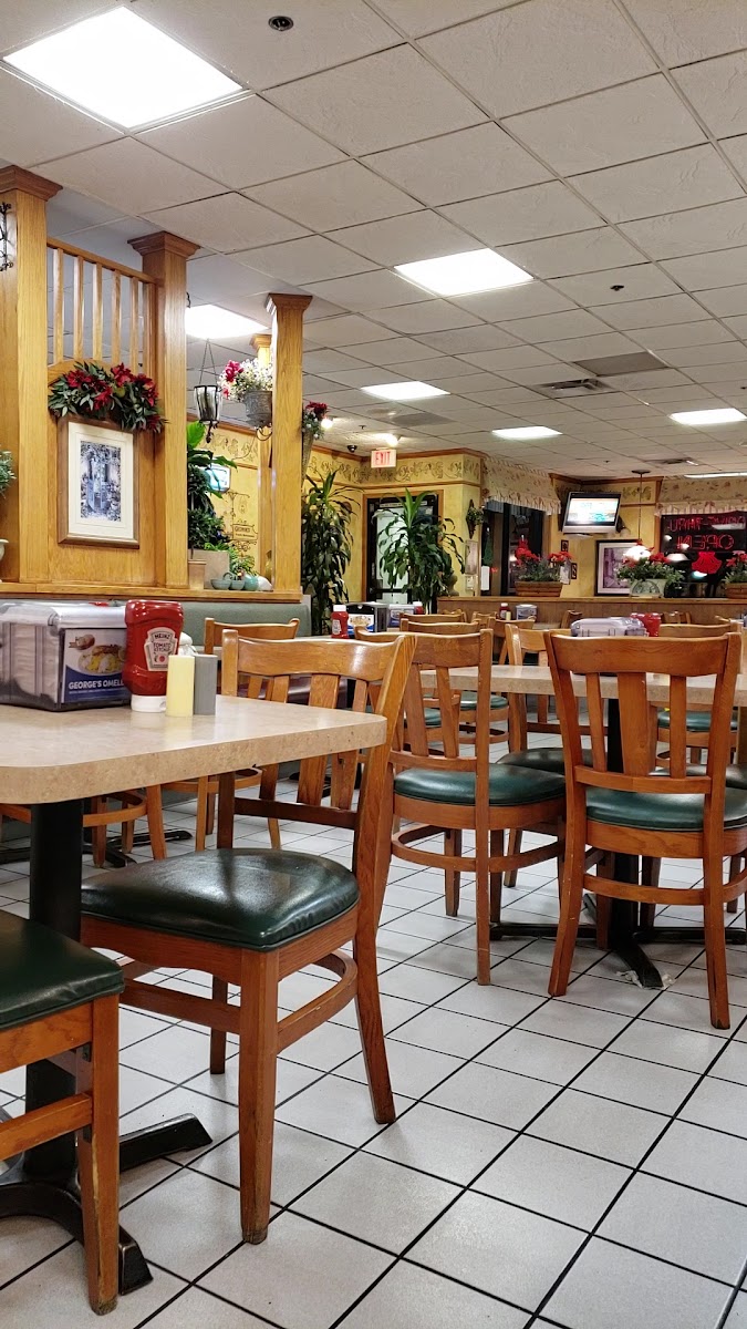 George's Burgers Photo 2