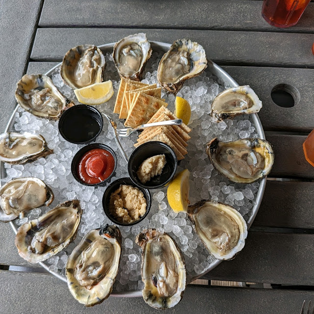 Raw Nekkid Oysters Half Dozen