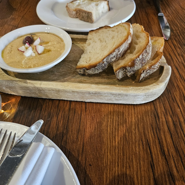 Spreads - Fava