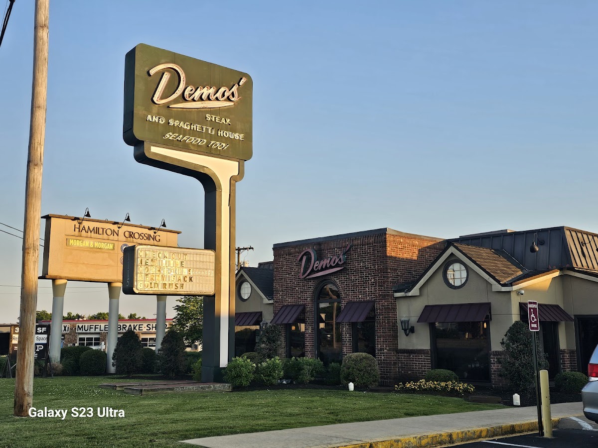 Demos' Restaurant