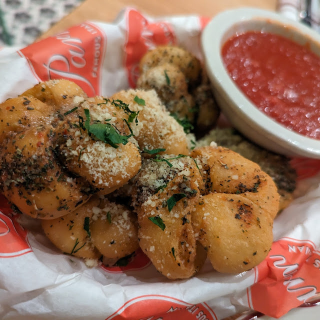 Pizza Knots