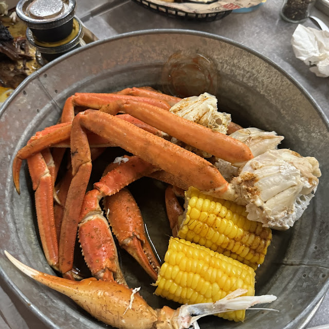 Alaskan Snow Crab Legs Steam Pot