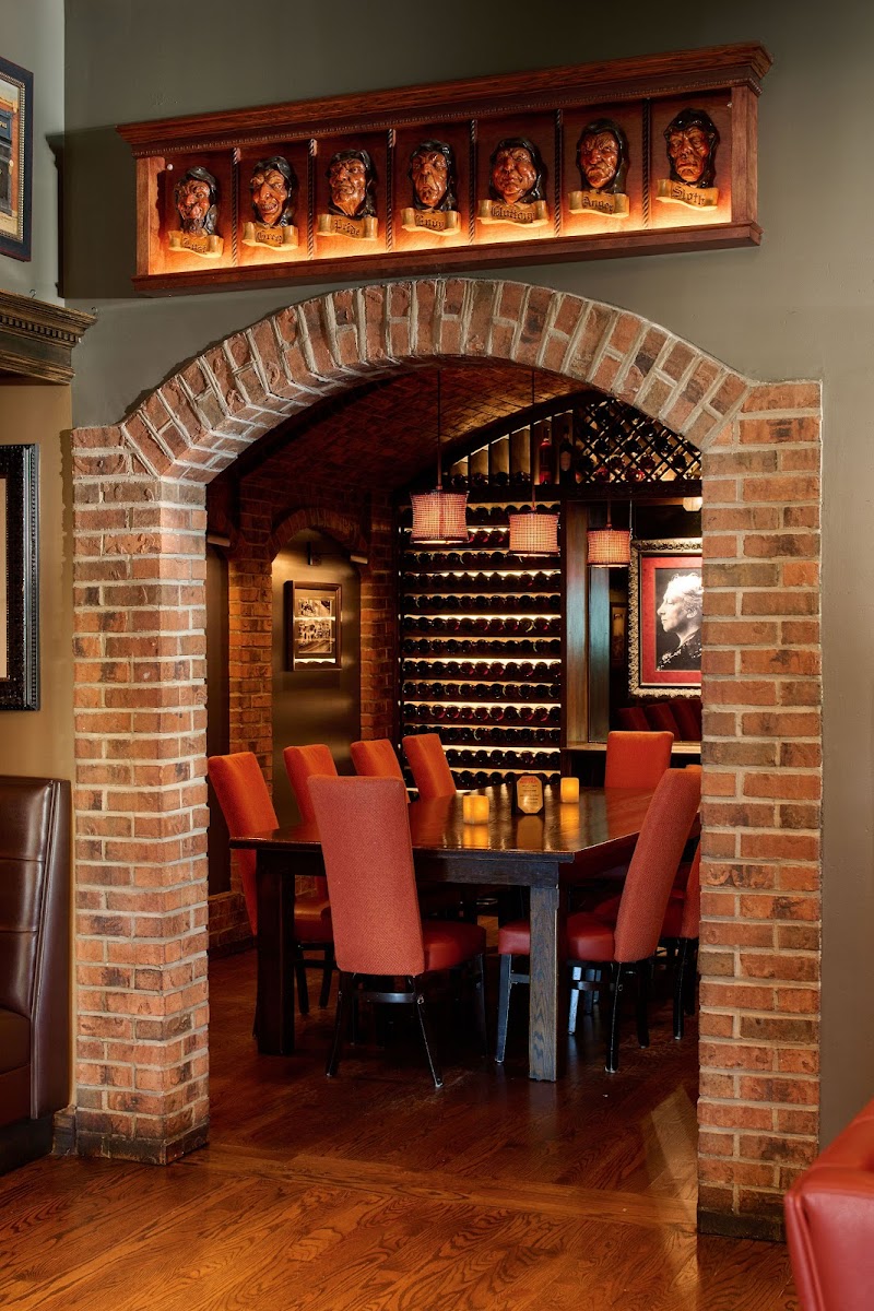 Lady Gregory's Irish Bar & Restaurant