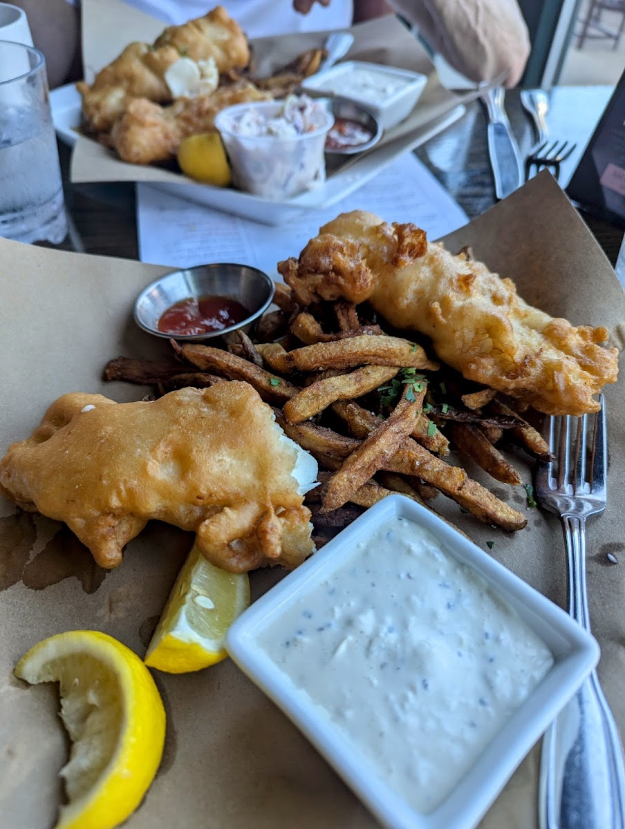Lady Gregory's Irish Bar & Restaurant Photo 6
