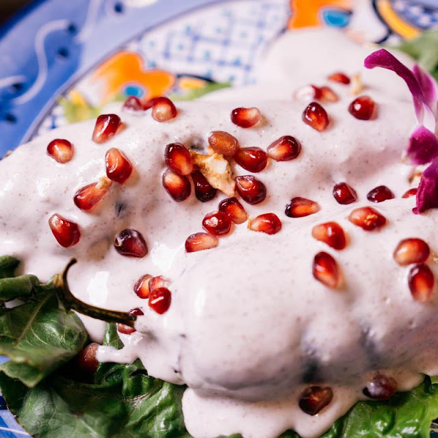 Chiles En Nogada