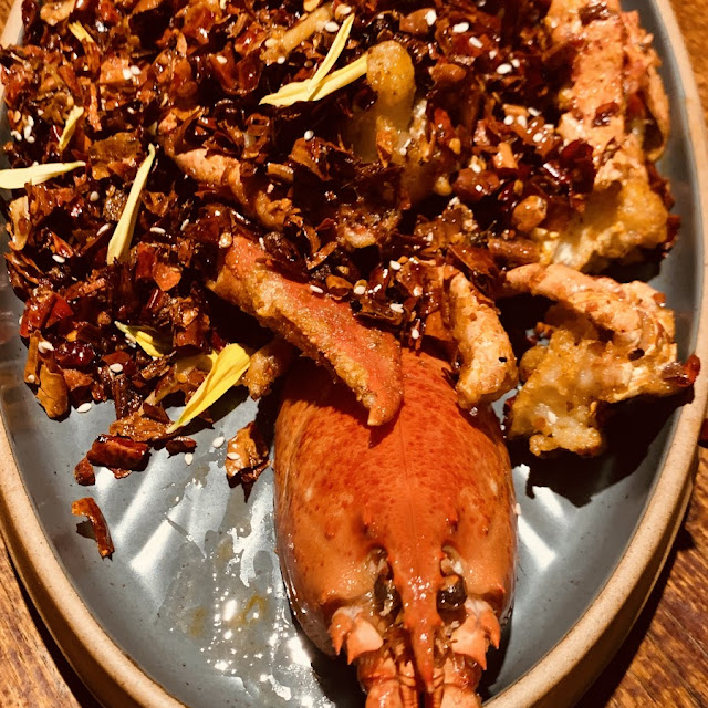MA-La Dungeness Crab with Bones