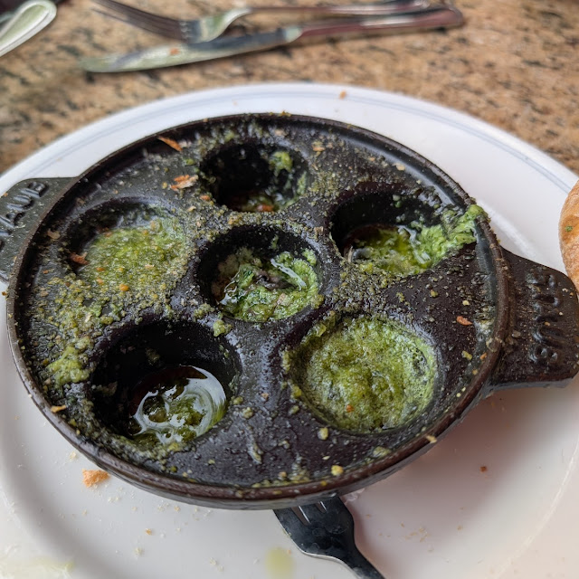 Escargot with Baguette Bread