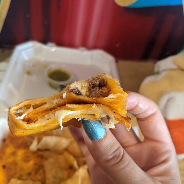 Birria Quesadilla Chips & Salsa