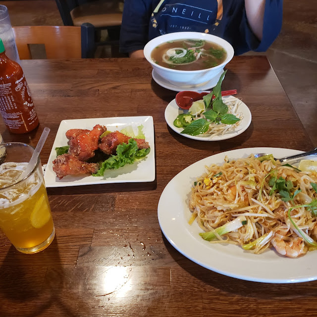 Shrimp Pad Thai