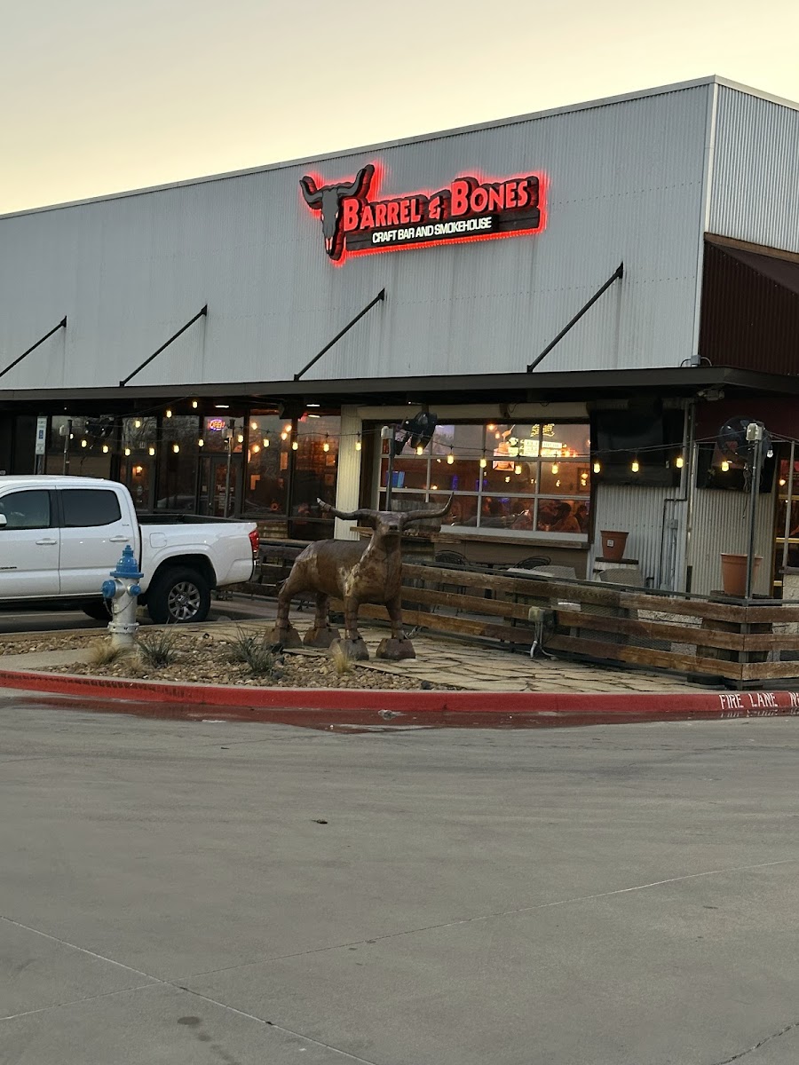 Barrel & Bones Craft Bar and Smokehouse Photo 3