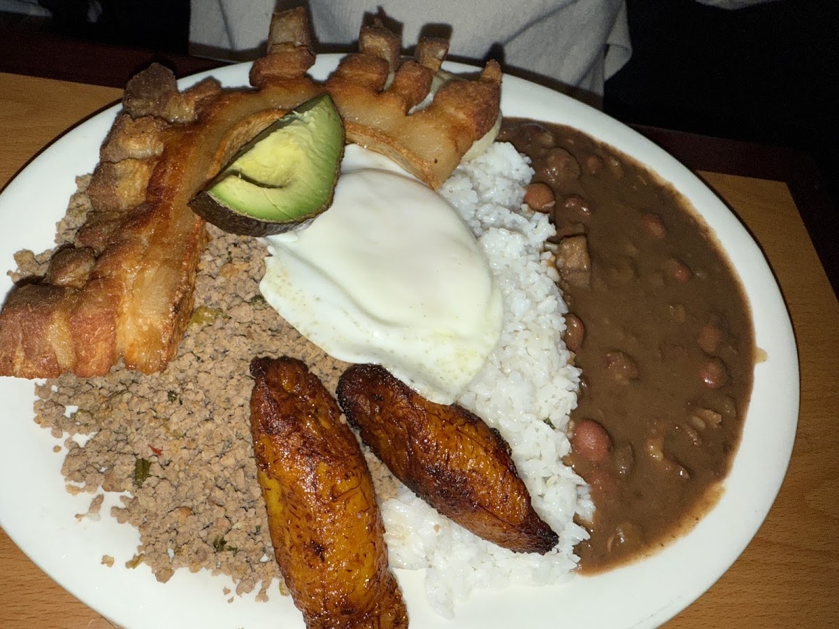 La Pequeña Colombia Photo 4