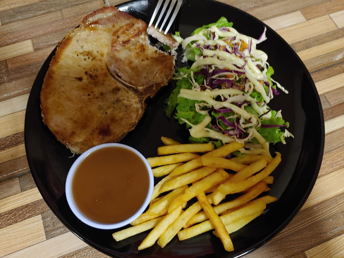 Fat Thin Steak（ともちゃんステーキ） Photo 8