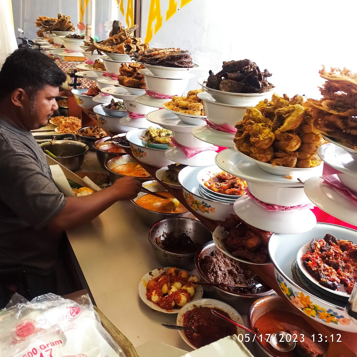 Rumah Makan Kando Jaya Masakan Padang Photo 6