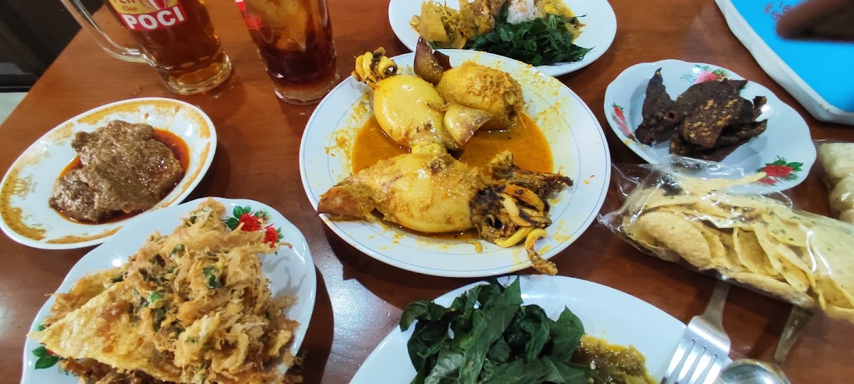 Rumah Makan Kando Jaya Masakan Padang Photo 9
