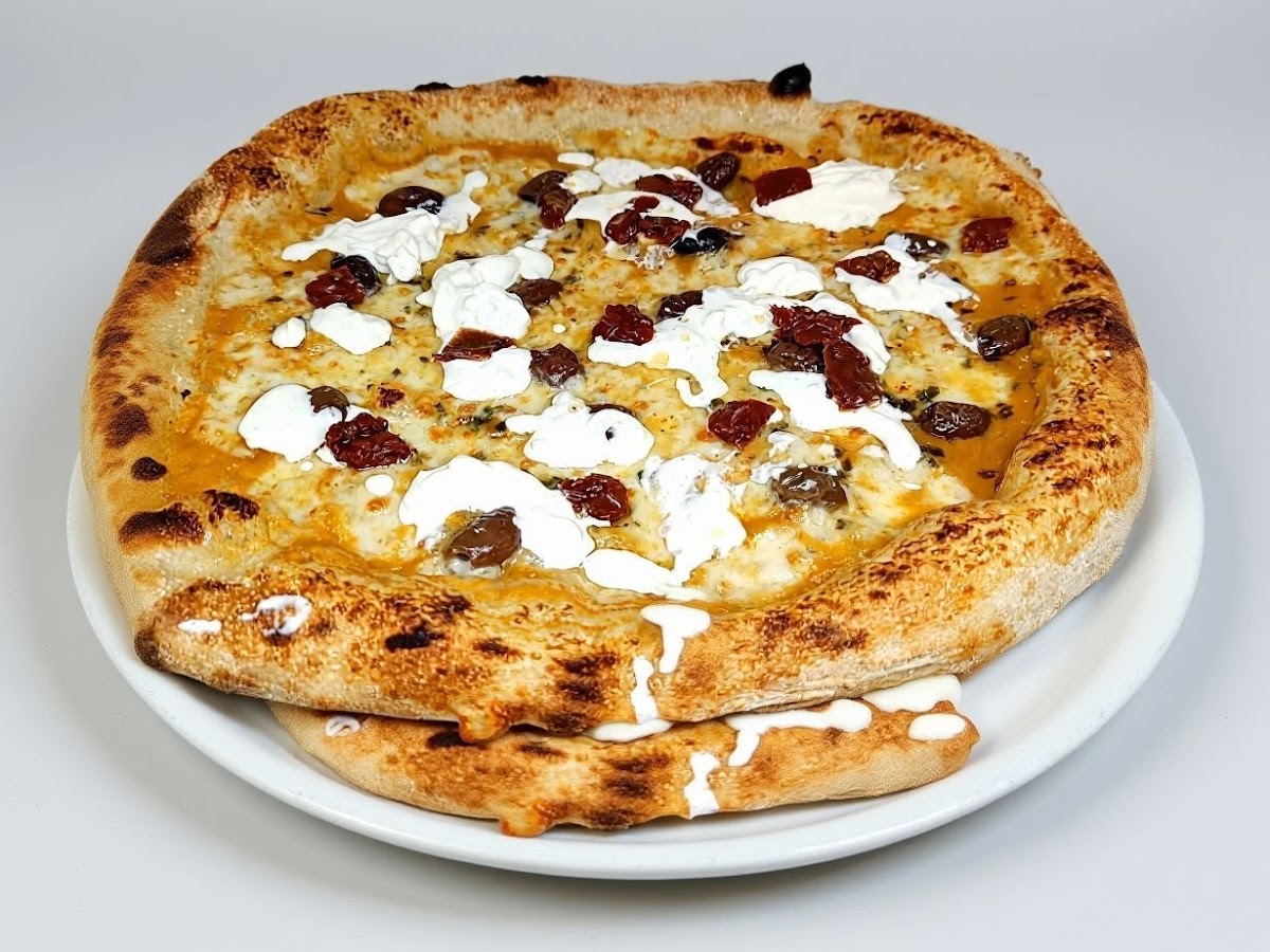 A Tutta Pizza Photo 3