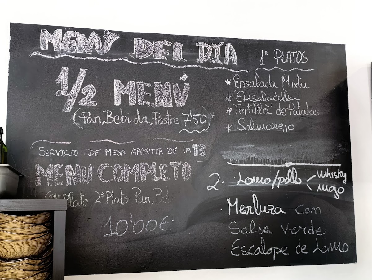Bar restaurante La Bola Photo Menu 1