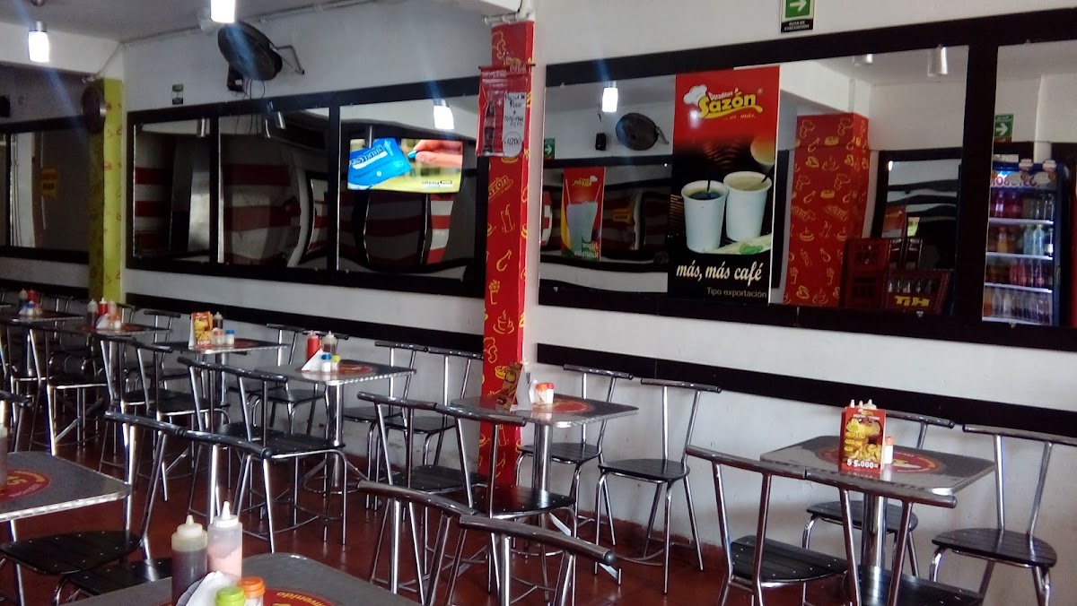 Doraditos & Sazón Photo 4