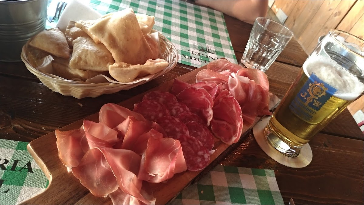 Angel Birreria-Pizzeria-Osteria Photo 9