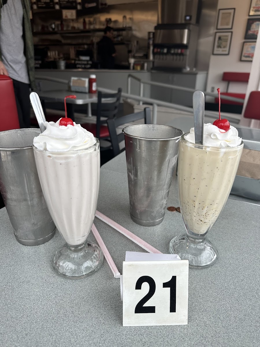 Jeffrey's Hamburgers Photo 4