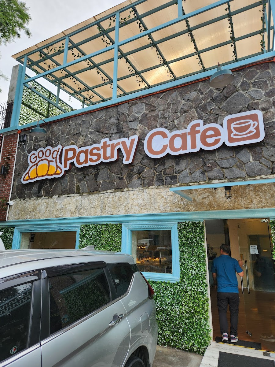 Good Pastry Cafe - Timog Photo 3