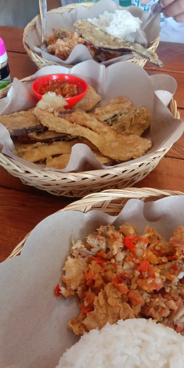 Ayam Geprek Berabe Photo 6