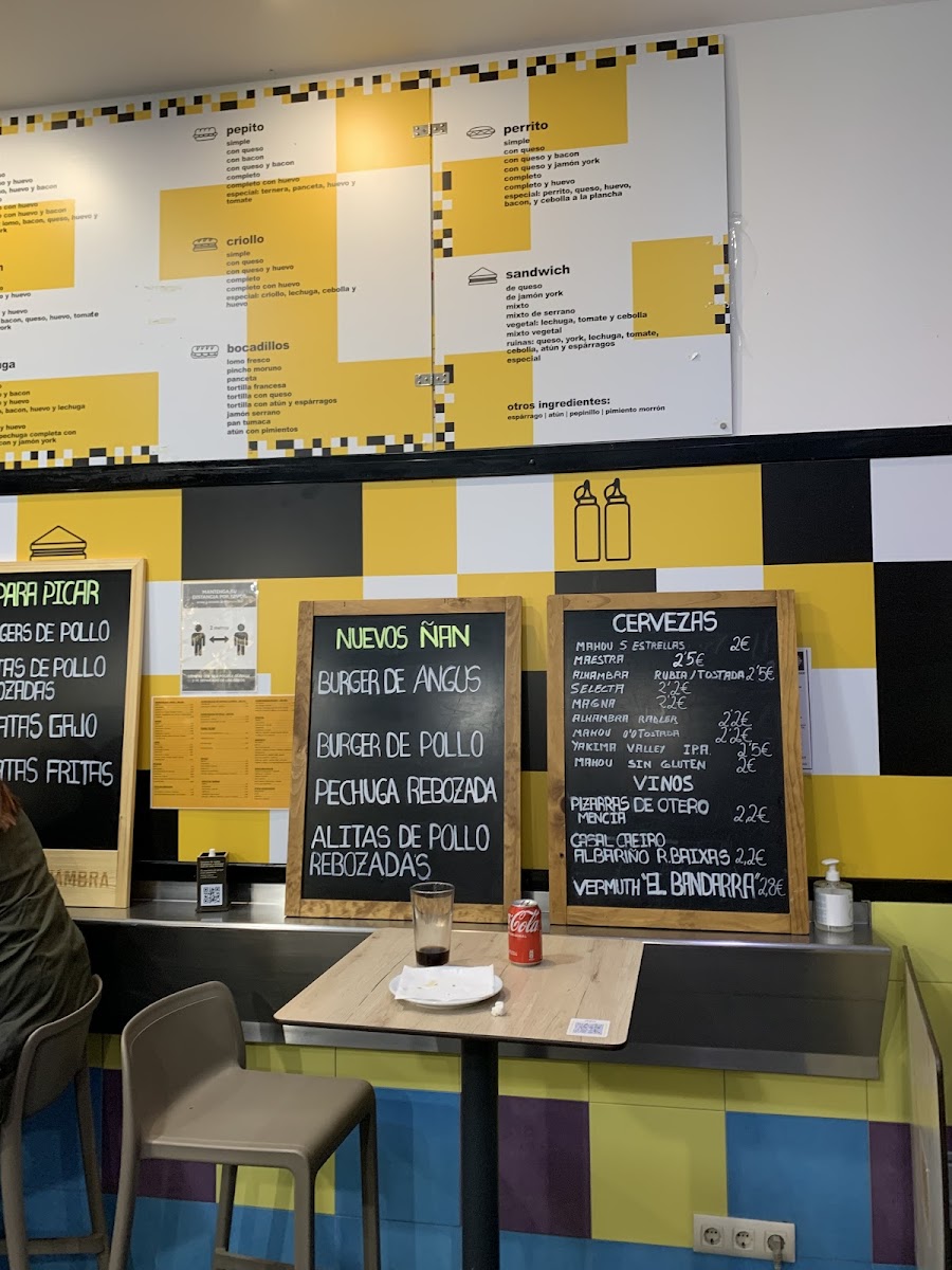 Ñan Burger Photo Menu 1