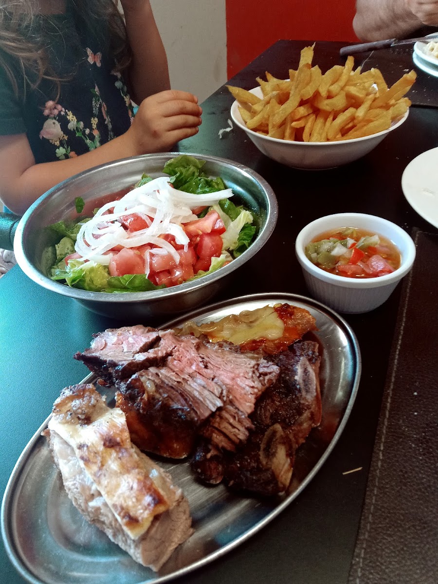 Buffet del Club Apolo Photo 5