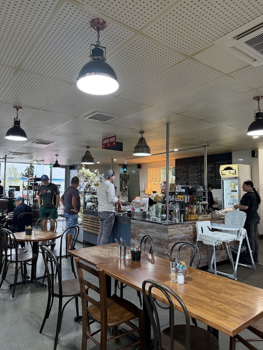 Industrie Kitchen and cafe Photo 3