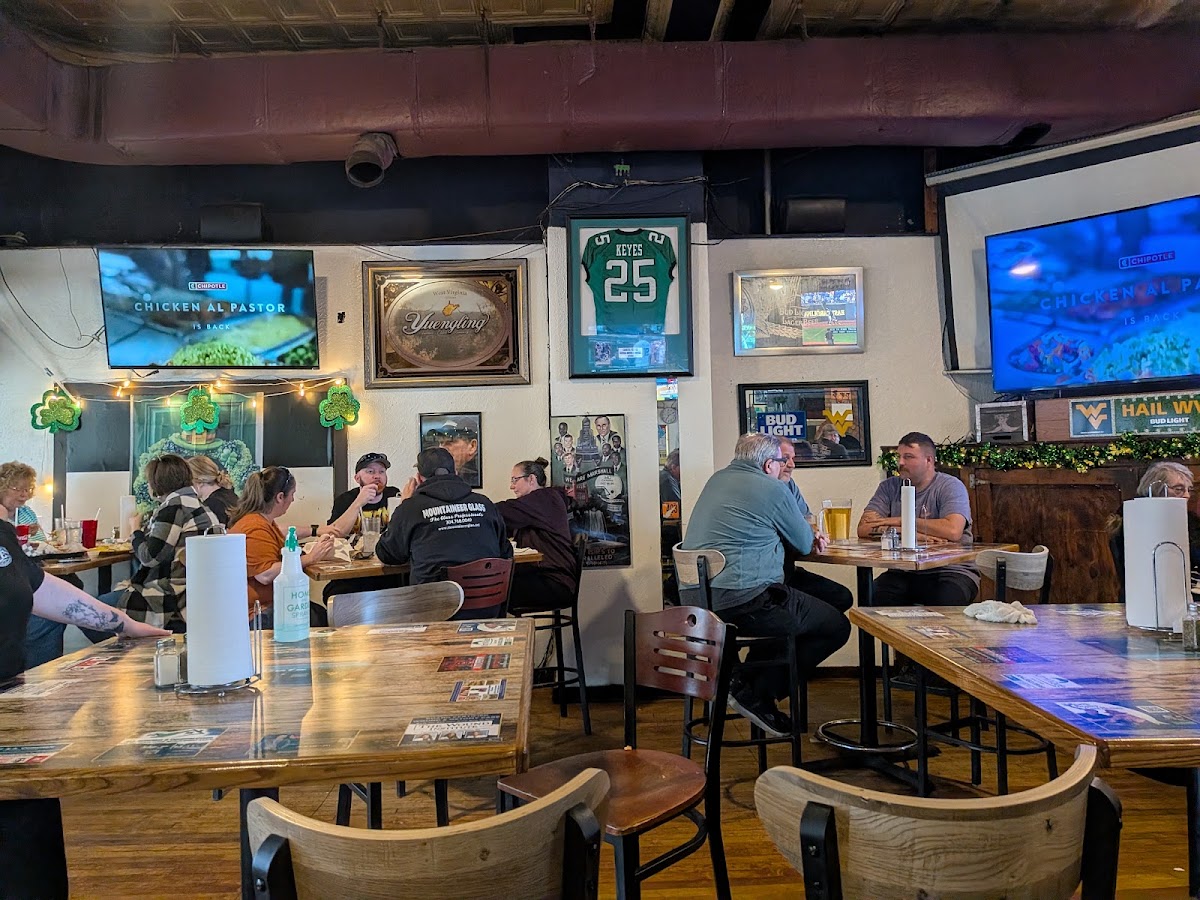 Old Main Cafe Photo 3